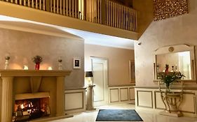 Finn Village - Loch Lomond Villa B&B - Black Room With Jacuzzi-Style Bath